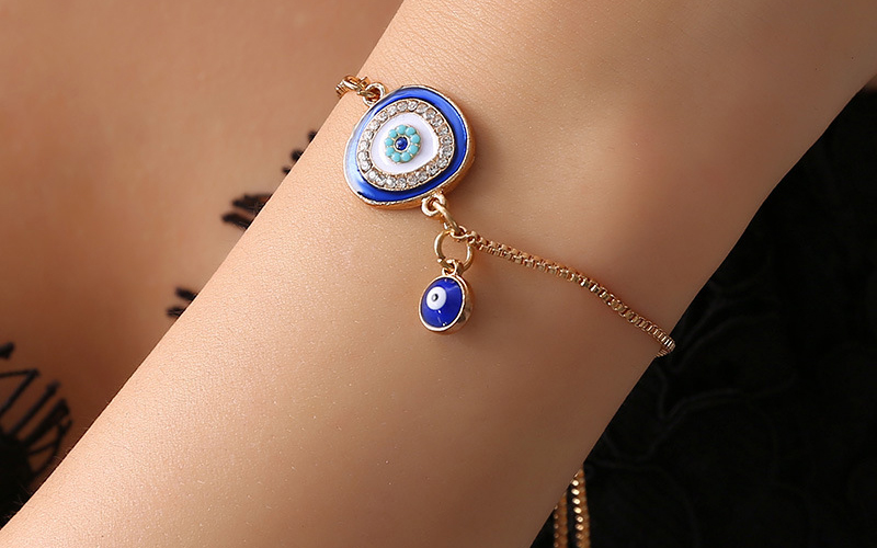 Chọn vòng tay phù hợp với màu da