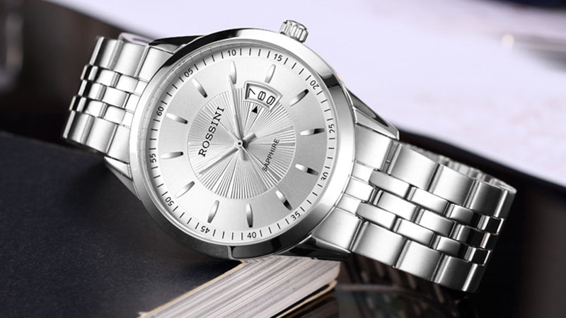 Đ&ocirc;̀ng h&ocirc;̀ Rossini là m&ocirc;̣t thương hi&ecirc;̣u đ&ocirc;̀ng h&ocirc;̀ n&ocirc;̉i b&acirc;̣t của Trung Qu&ocirc;́c