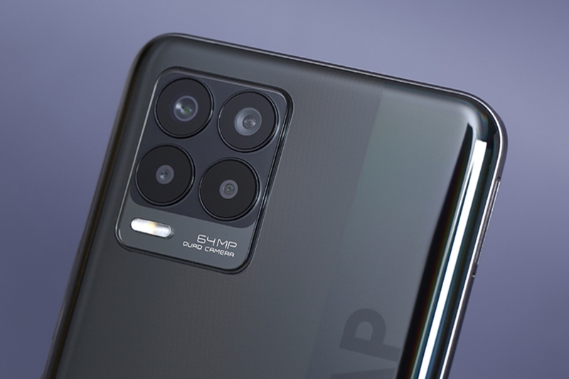 Cụm 4 camera siêu đỉnh của điện thoại Realme 8