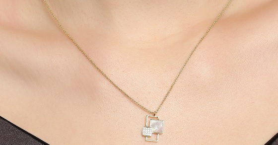 Mách bạn 6 kiểu dây chuyền cho mặt tròn che khuyết điểm cho nữ