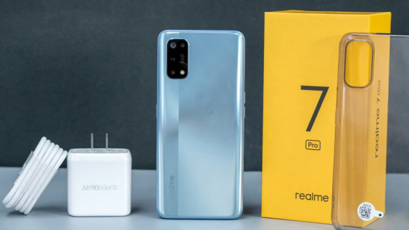 Realme 7 Pro 4 trang bị camera sau AI chuyên nghiệp
