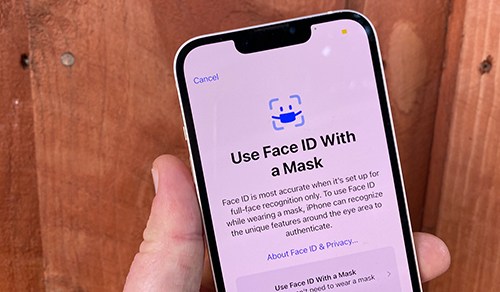 Tại sao iPhone 11 không thể sử dụng tính năng mở khóa bằng Face ID khi đeo khẩu trang?

