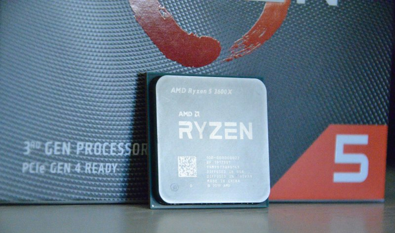 Ảnh minh họa chip AMD Ryzen 5 3600X