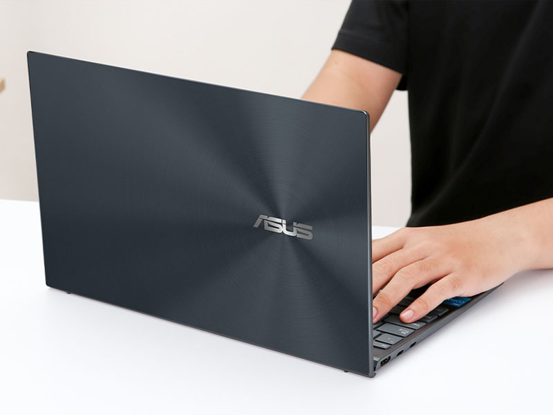 Thiết kế hiện đại của laptop ASUS ZenBook UX425EA i5