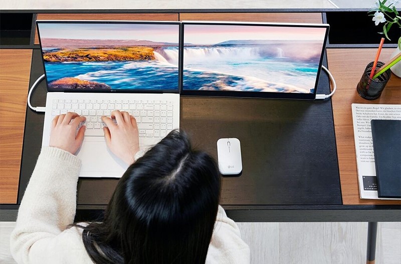 LG Gram 16 v&agrave; 17 c&oacute; độ hiển thị sắc n&eacute;t