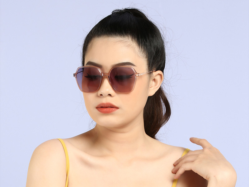 Mắt k&iacute;nh Dora 6232-C4 được thiết kế tinh tế v&agrave; sang trọng