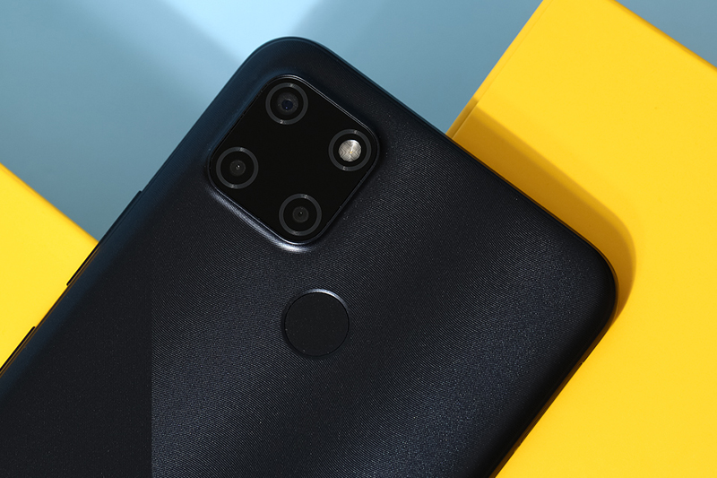  Realme C21Y sở hữu cụm camera bếp từ