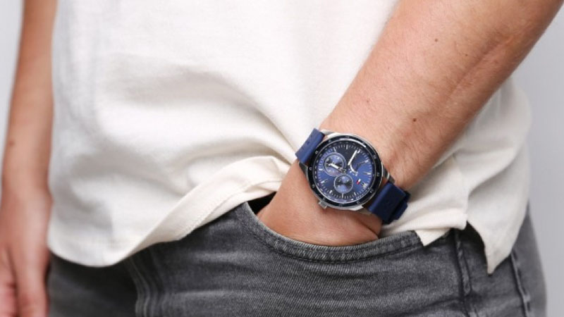 Đồng hồ nam Tommy Hilfiger 1791635 dây silicone với vẻ ngoài ấn tượng