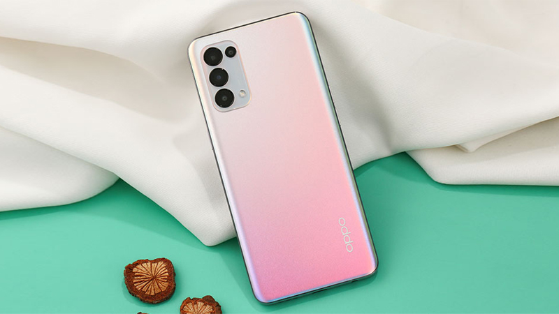 Điện thoại OPPO kh&ocirc;ng chỉ chụp h&igrave;nh đẹp m&agrave; xem phim cũng xuất sắc