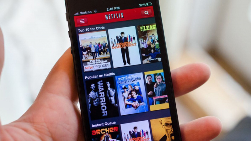 Chọn điện thoại th&ocirc;ng minh để c&oacute; thể trải nghiệm xem phim tốt