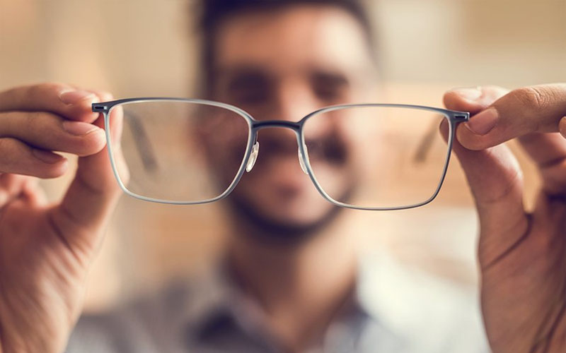 Đa dạng chất liệu gọng k&iacute;nh