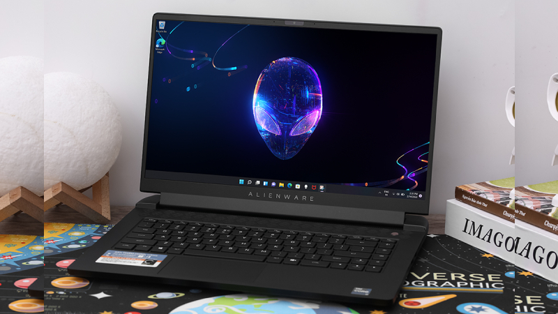 Laptop Dell Gaming Alienware m15 R6 có khối lượng 2.69 kg