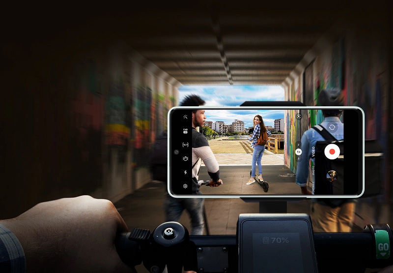 Bộ nhớ trên Galaxy A73 có khả năng lưu trữ hình ảnh và video số lượng lớn