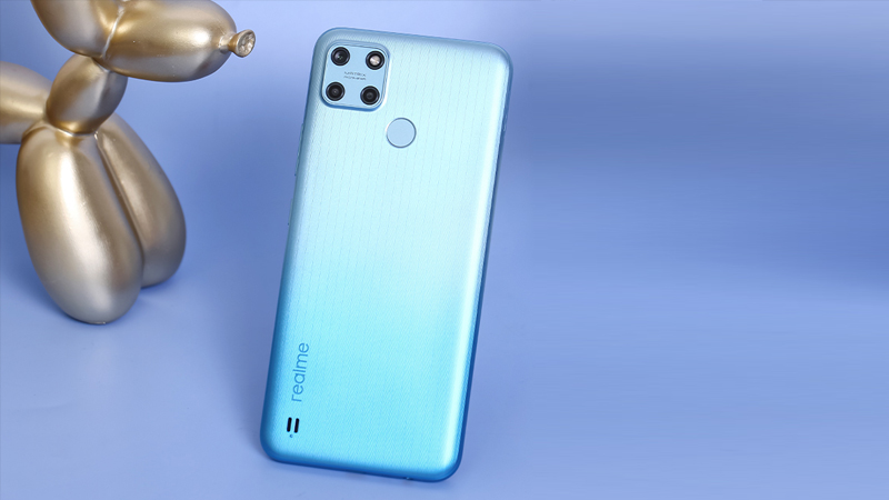 Realme C25Y mẫu mã thời trang, năng động