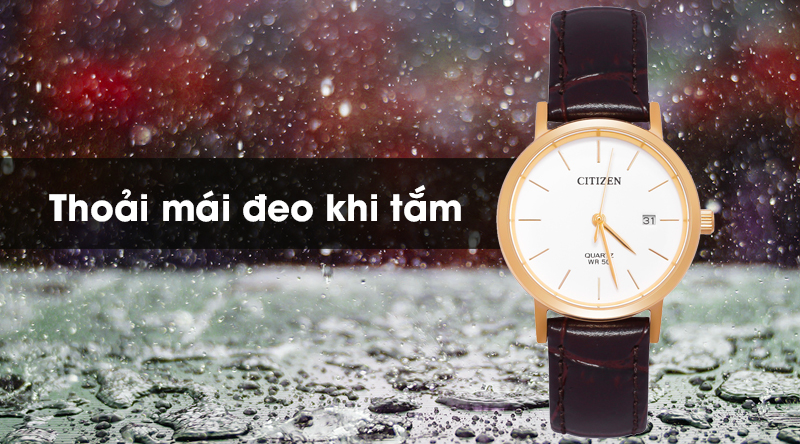 Thoải mái đeo đi tắm mà không lo vào nước