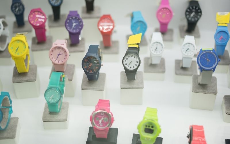 Thiết kế sản phẩm đồng hồ trẻ em đa dạng, nhiều màu sắc