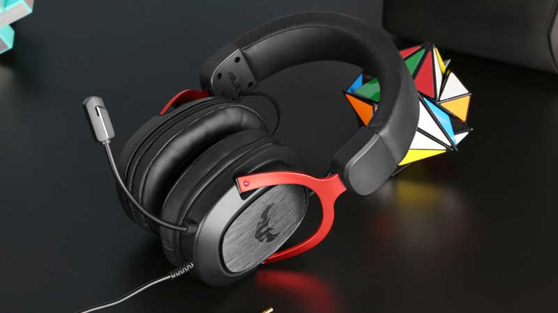 Tai nghe chụp tai gaming thiết kế bắt mắt
