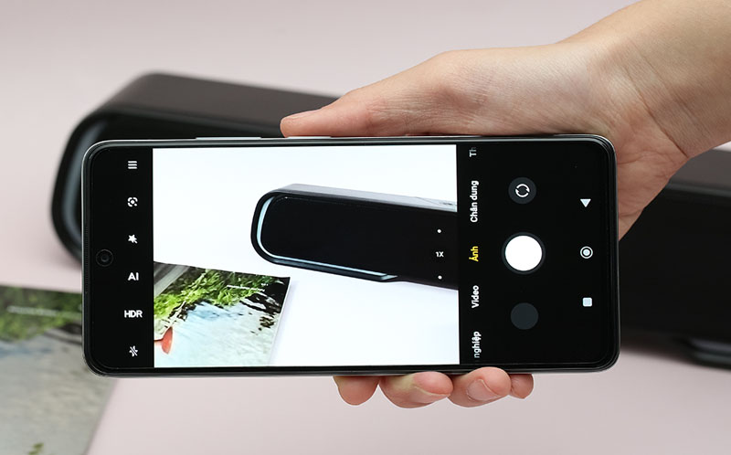 Redmi Note 11 Pro mang đến bức ảnh đầy đủ &aacute;nh s&aacute;ng trong mọi điều kiện &aacute;nh s&aacute;ng