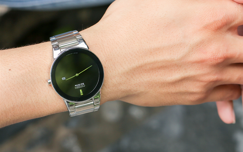 Hoạt động bằng nguồn năng lượng mặt trời cực tiện lợi