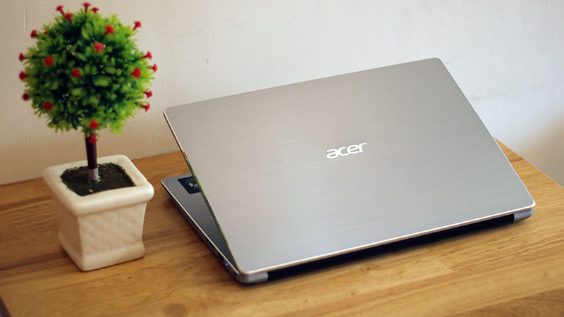 Laptop Acer cấu h&igrave;nh tốt, gi&aacute; mềm cho c&aacute;c bạn sinh vi&ecirc;n marketing