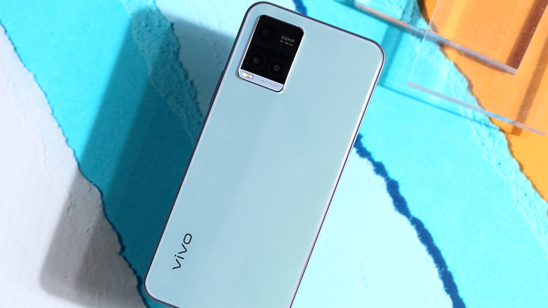 Vivo Y21s 6GB c&oacute; gi&aacute; th&agrave;nh hợp l&yacute; hơn