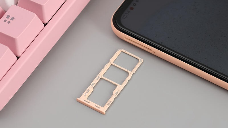 Bộ nhớ cả hai thiết bị thuận tiện cho việc lưu trữ dữ liệu