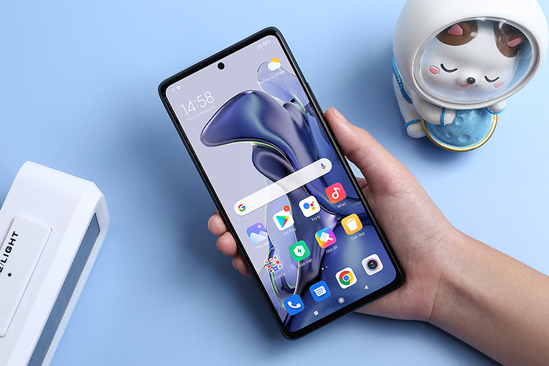 Xiaomi 11T 5G sở hữu vẻ ngoài tối giản
