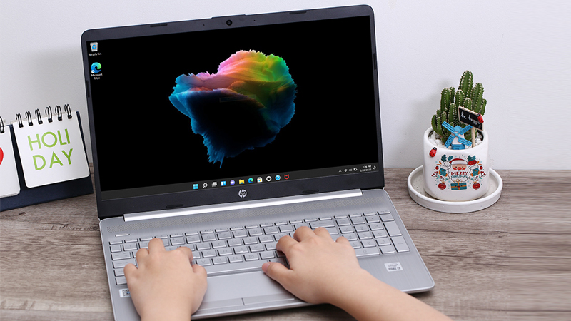 Laptop HP 15s du1105TU i3 10110U đ&aacute;nh chữ thuận tiện