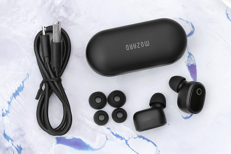 Trang bị ba cặp đệm tai tạo cảm gi&aacute;c &ecirc;m &aacute;i