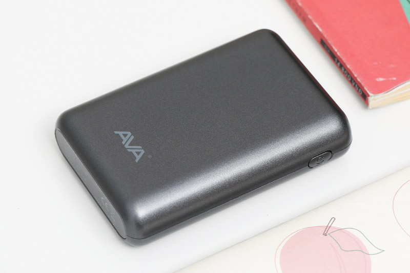 AVA LA 10K-1 c&oacute; thiết kế nhỏ gọn gi&uacute;p bạn dễ d&agrave;ng đem đi mọi nơi một c&aacute;ch dễ d&agrave;ng