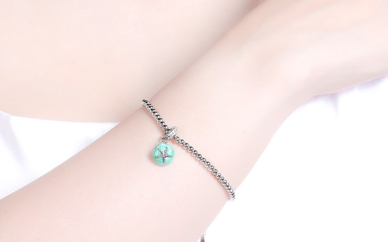 Thiết kế với màu xanh nhẹ nhàng, vô cùng tinh tế