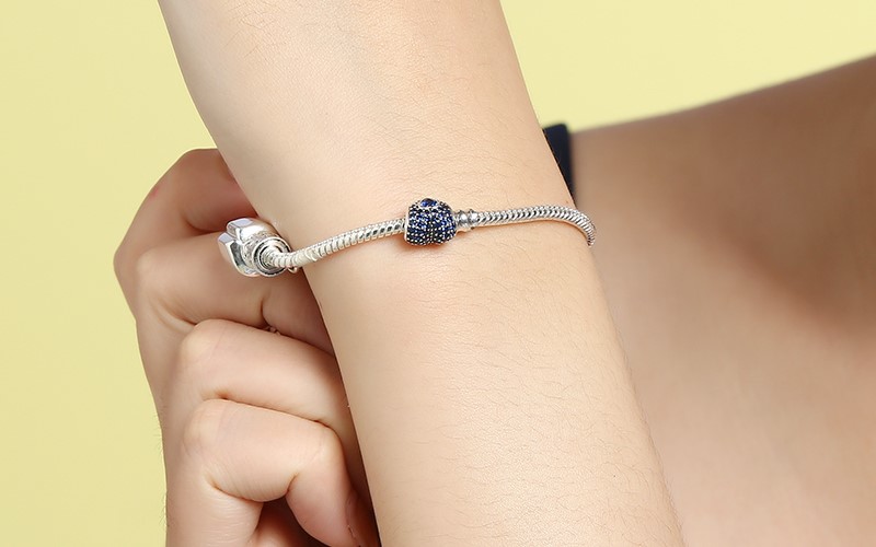 Thiết kế đơn giản nhưng rất tinh tế và thanh lịch