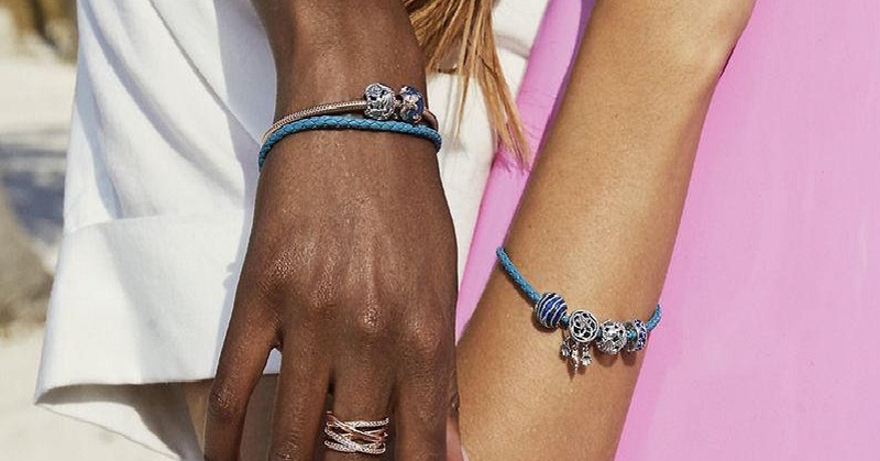 V&ograve;ng d&acirc;y charm sẽ gi&uacute;p bạn trở n&ecirc;n nổi bật 