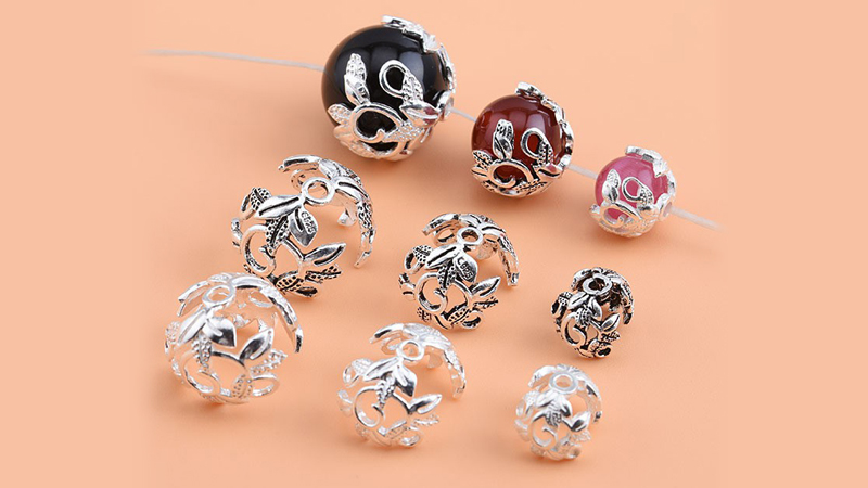 Vòng charm