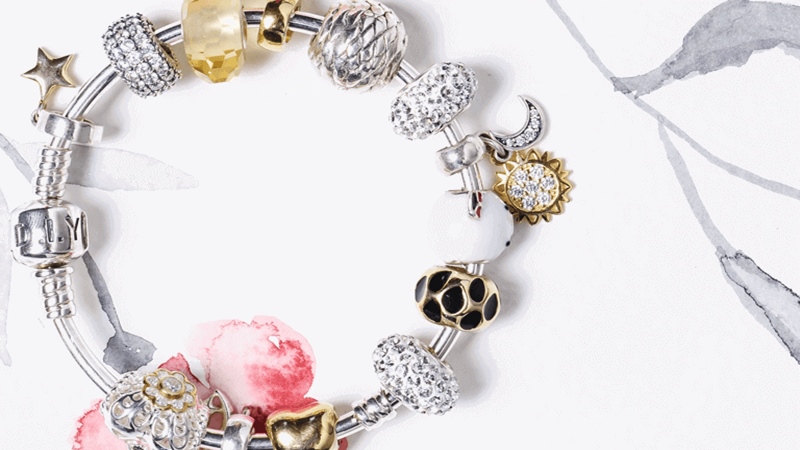 Hạt charm c&oacute; nhiều phong c&aacute;ch phối kh&aacute;c nhau