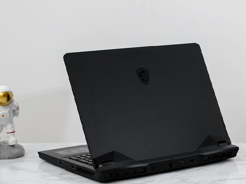 MSI Gaming Leopard GP76 11UG i7 11800H có cấu hình cực mạnh