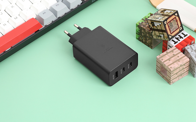 Adapter sạc 3 cổng Samsung EP-T6530 c&oacute; chất lượng sử dụng rất tốt