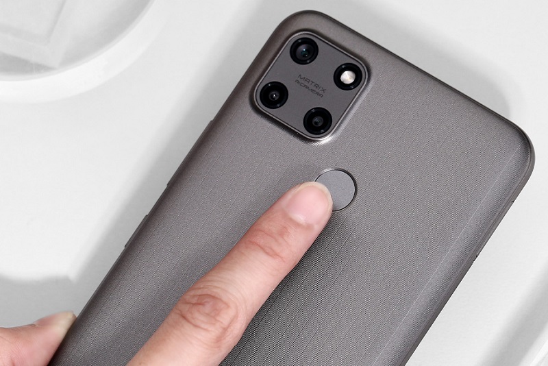 Realme C25Y 128GB được trang bị kh&oacute;a v&acirc;n tay bảo mật th&ocirc;ng tin an to&agrave;n