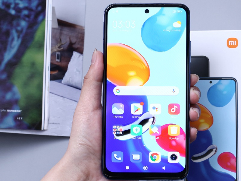 Xiaomi Redmi Note 11 sở hữu m&agrave;n h&igrave;nh lớn, h&igrave;nh ảnh sắc n&eacute;t
