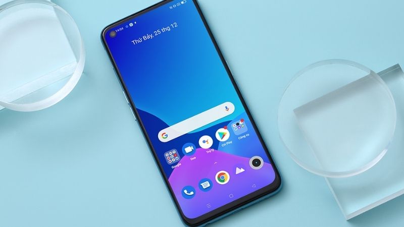 Realme 9i sở hữu màn hình IPS LCD, thiết kế tràn viền giúp trải nghiệm hình ảnh sắc nét hơn