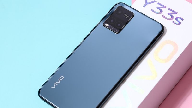 Điện thoại Vivo Y33s sở hữu thiết kế bóng bẩy, các chi tiết hoàn thiện tốt