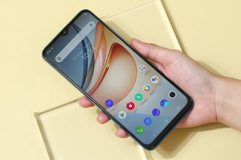 M&agrave;n h&igrave;nh lớn, sắc n&eacute;t, giải tr&iacute; cực đ&atilde;