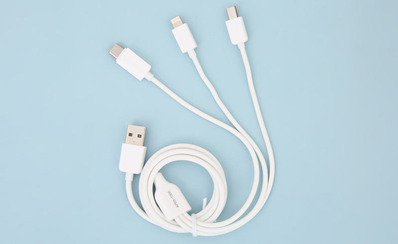 Tương th&iacute;ch với nhiều thiết bị nhờ đầu USB