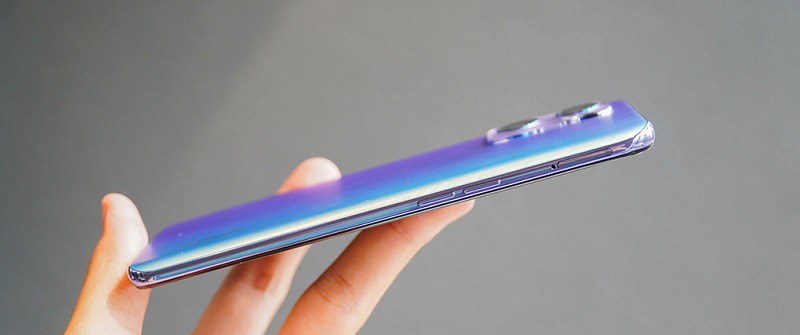 Thiết kế nhỏ gọn, thanh mảnh