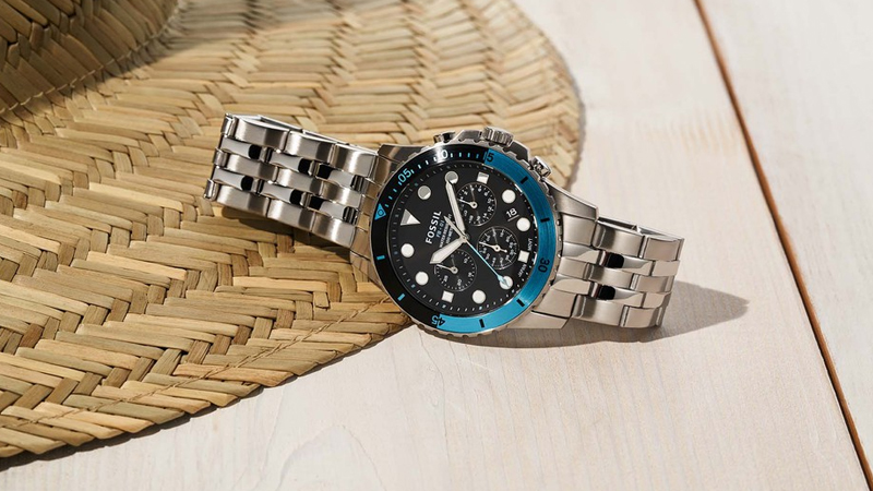 FOSSIL 42 mm Nam FS5653 có thiết kế sang trọng, hiện đại