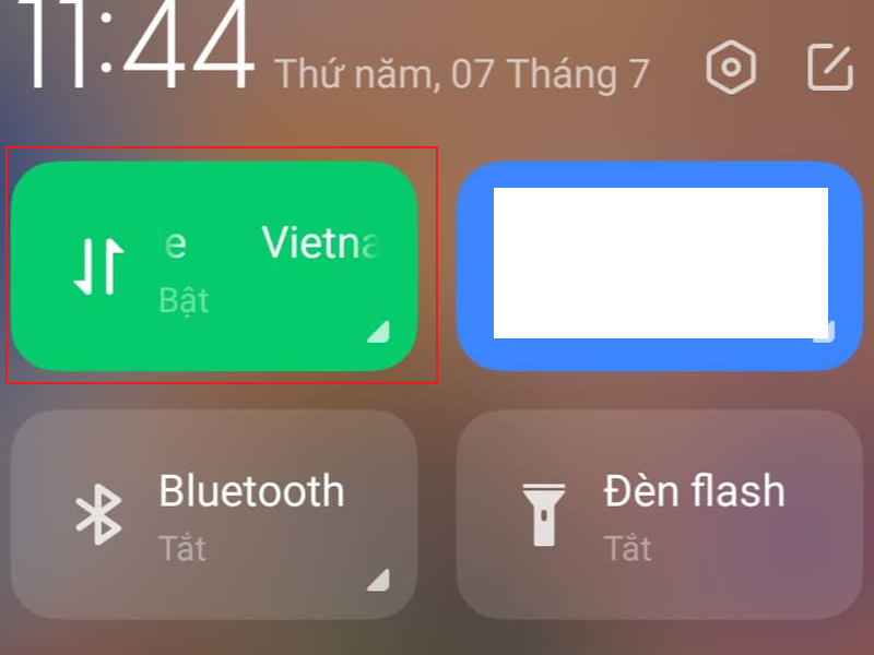 Bạn cần bật dữ liệu di động l&ecirc;n trước khi ph&aacute;t đi