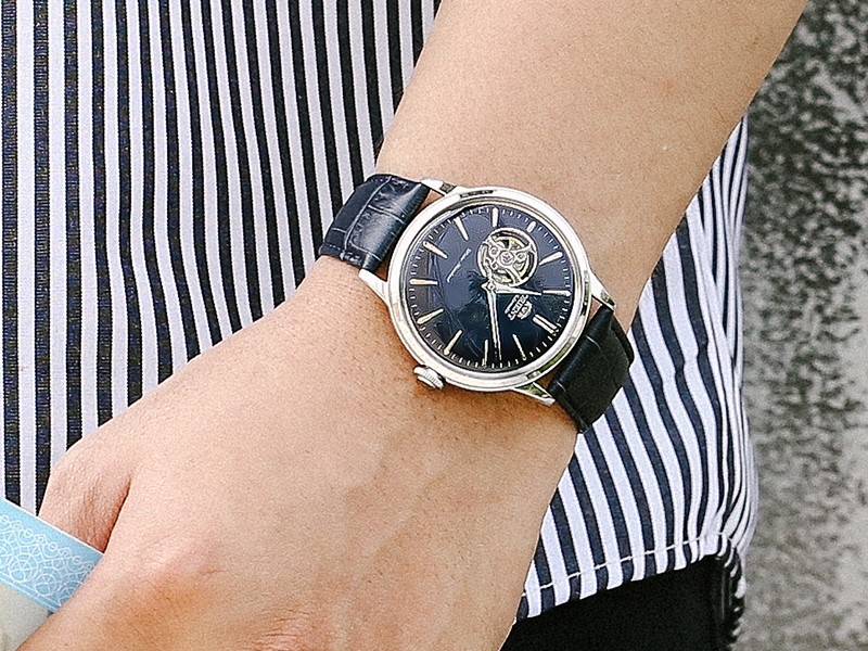 Đồng hồ Orient FUNF3002W0 - Nam - Kính Sapphire - Quartz (Pin) Dây Da - Chính  Hãng