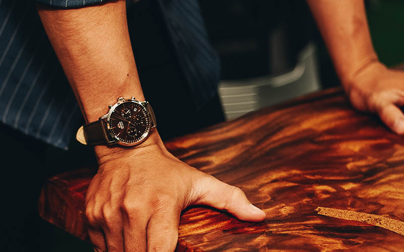 Top 5 đồng hồ ORIENT nam mặt đỏ, nâu độc đáo đáng mua nhất tại TGDĐ