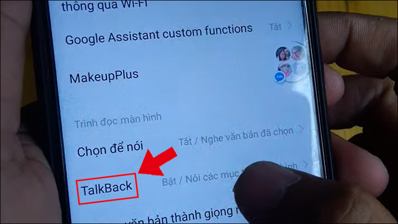 Chọn TalkBack