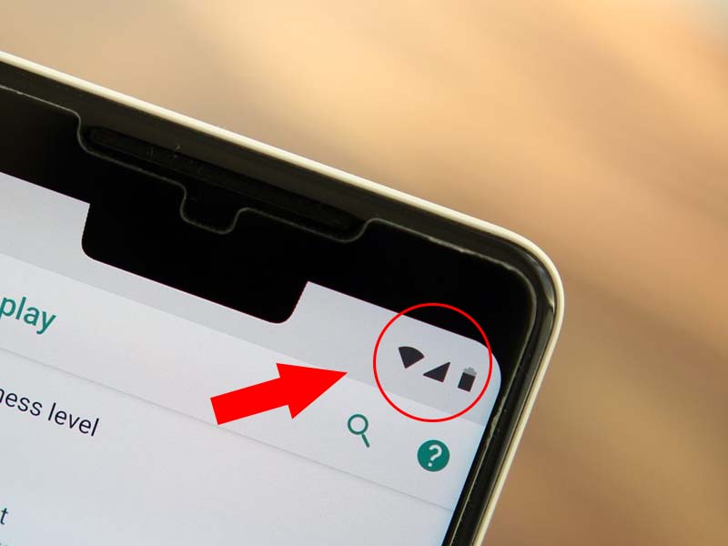 Không phải điện thoại Android nào cũng hiển thị tên nhà mạng ngay góc màn hình